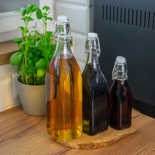 Kwadrat-pudel hermeetilise sulguriga 0,5 L - 4