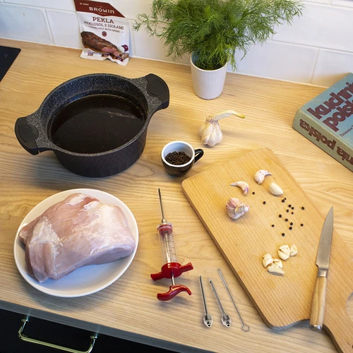 Lihainjektor 30ml + 3 nõela + puhastushari - 10